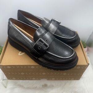 Zodiac Metallic Black Loafers with Buckle Detail